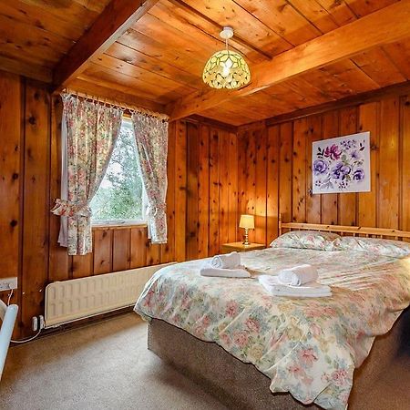 Penllwyn Lodges Монтгомері Екстер'єр фото