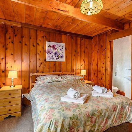 Penllwyn Lodges Монтгомері Екстер'єр фото