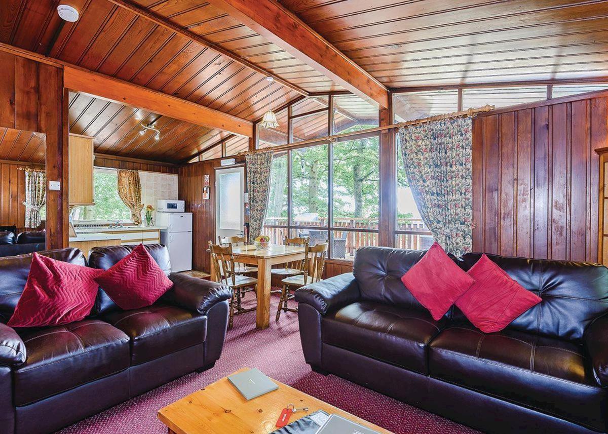 Penllwyn Lodges Монтгомері Екстер'єр фото
